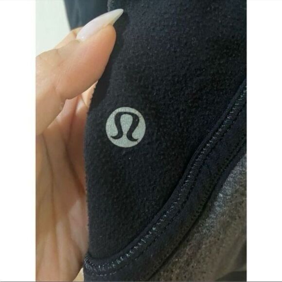 Lululemon Zip Up Attached Hood Sweater Size 6 - Picture 9 of 9
